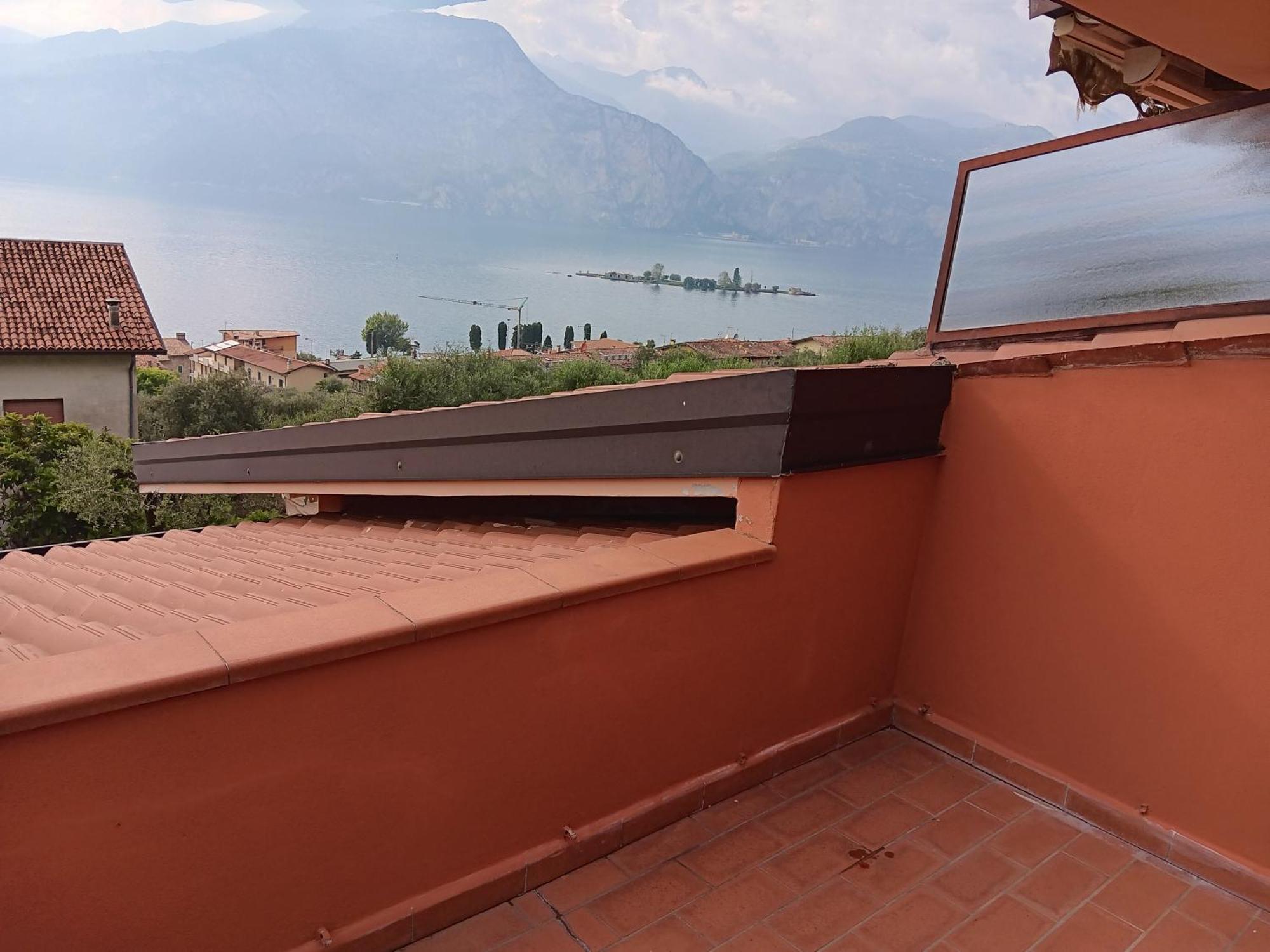 Appartamenti Albatros Brenzone sul Garda Exterior foto