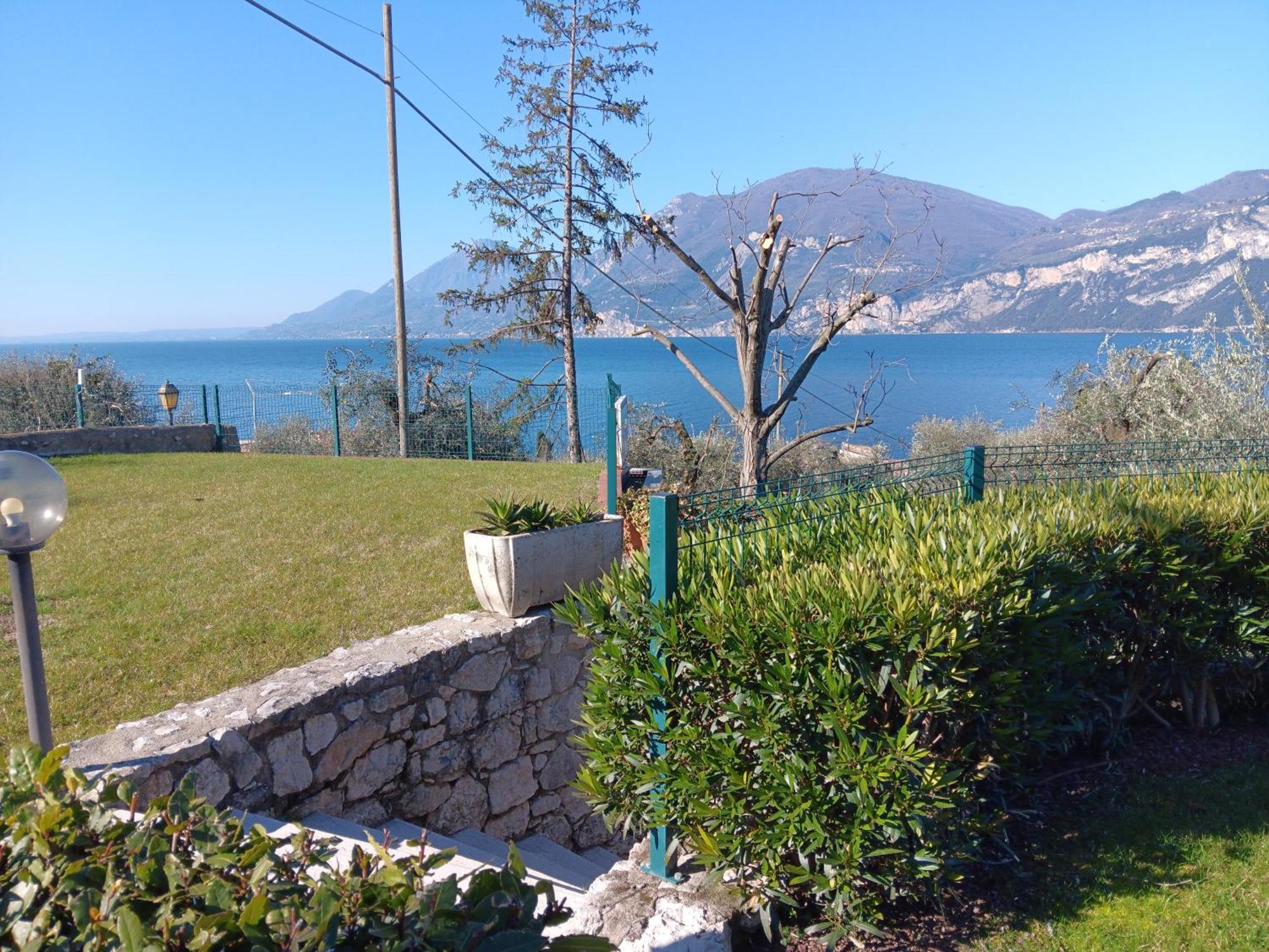 Appartamenti Albatros Brenzone sul Garda Exterior foto